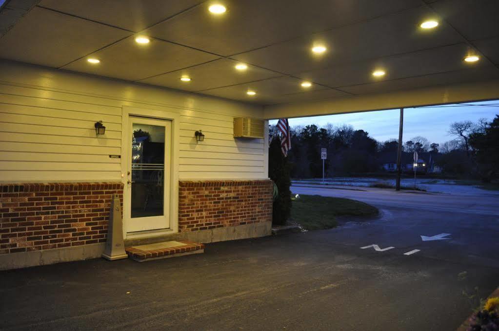 Freebird By Reverie Boutique Collection West Yarmouth Exterior photo